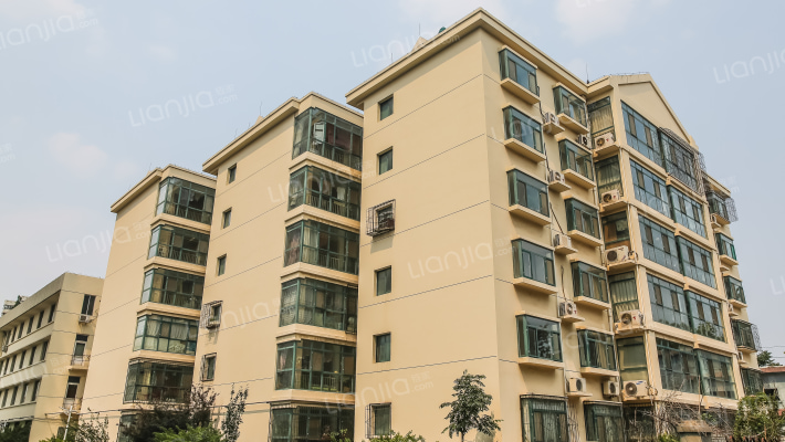 经十路17398号外景图