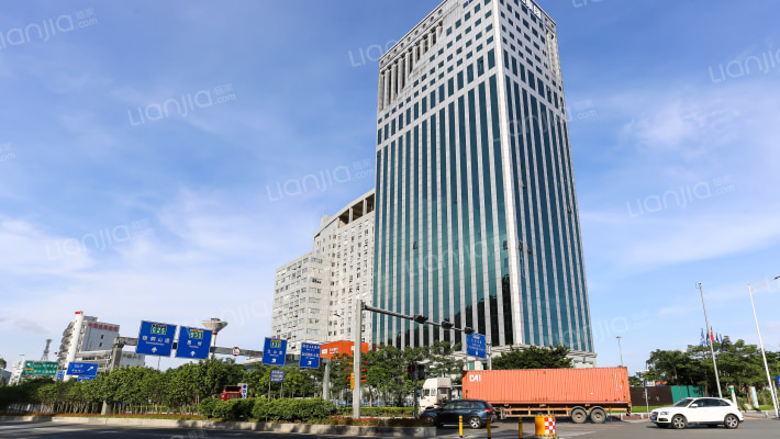 海港大厦外景图