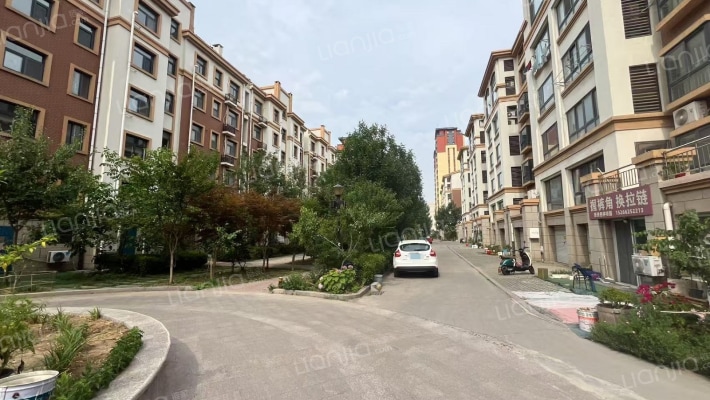 鲁德悦城外景图