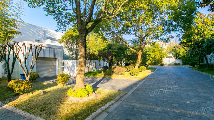 东方日出苑外景图