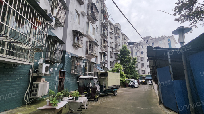 普利新居外景图