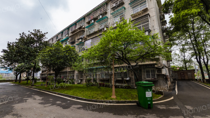 第三社会福利院单位房外景图