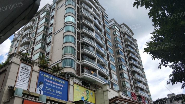 泰富广场外景图