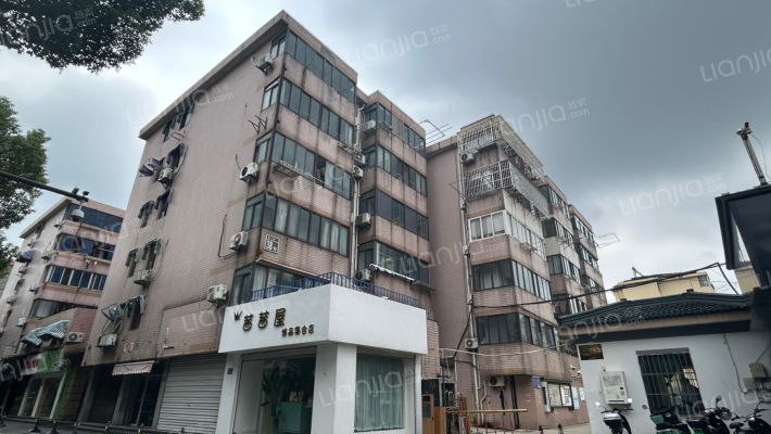 南后街下塘外景图