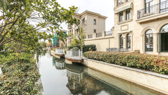 一湾湖墅外景图