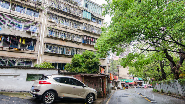 湖南省化工运输公司宿舍外景图