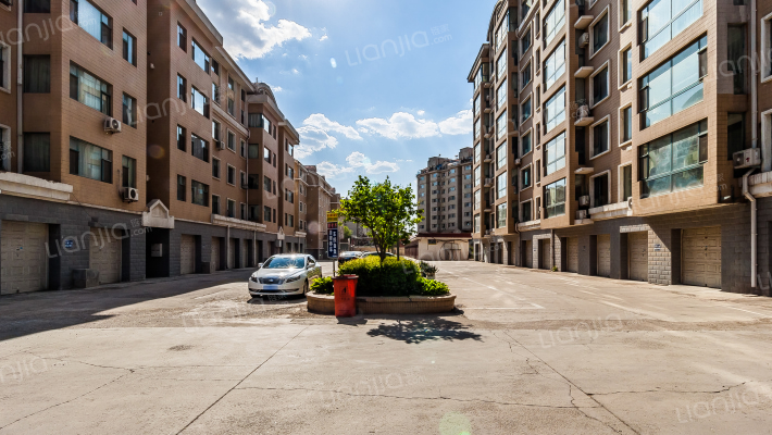 长飞小区外景图