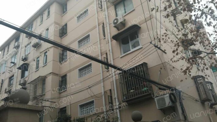 欧阳路327号外景图