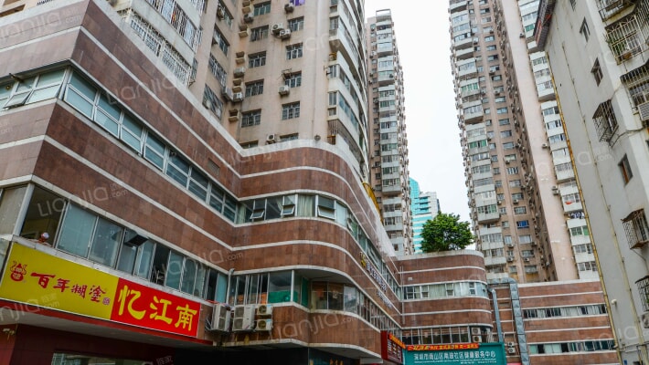 海晖大厦外景图