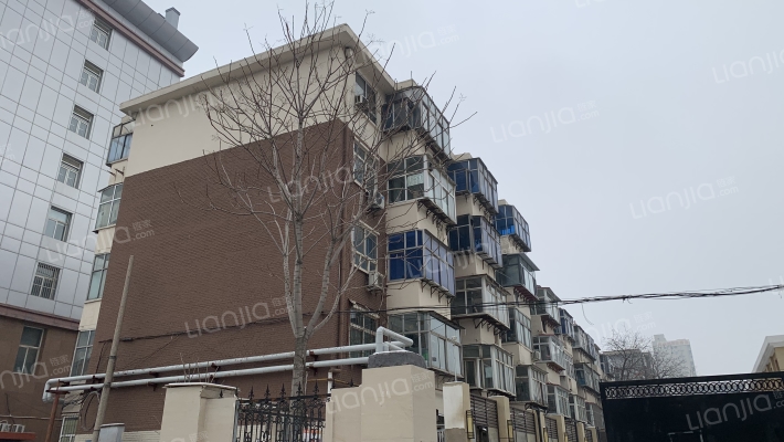 中华北大街181号外景图