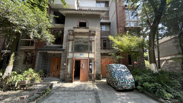 泓坊河畔外景图