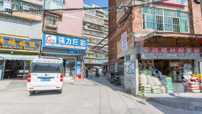 解放西路234号院落外景图