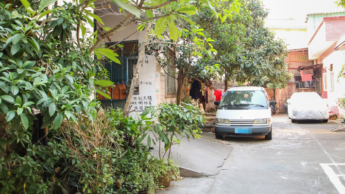 供销大厦外景图