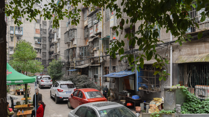 向东南路小区外景图