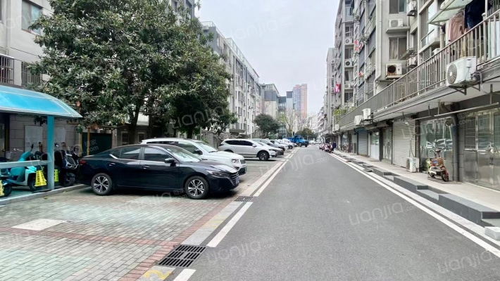 青果花苑外景图