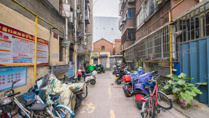 杜岭中街187号院外景图