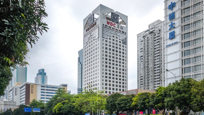 华联大厦外景图