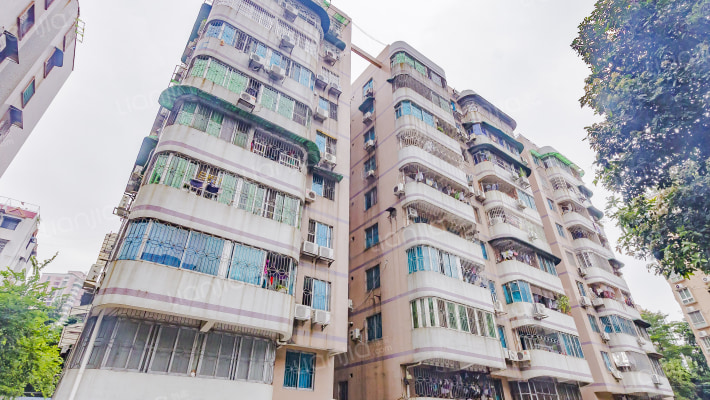 华翠街小区外景图