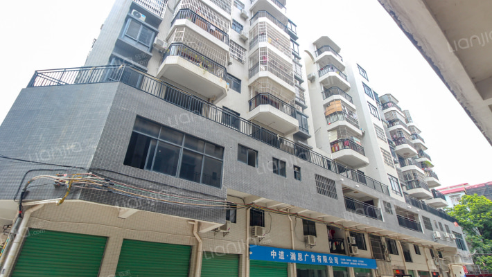 湖滨花苑外景图