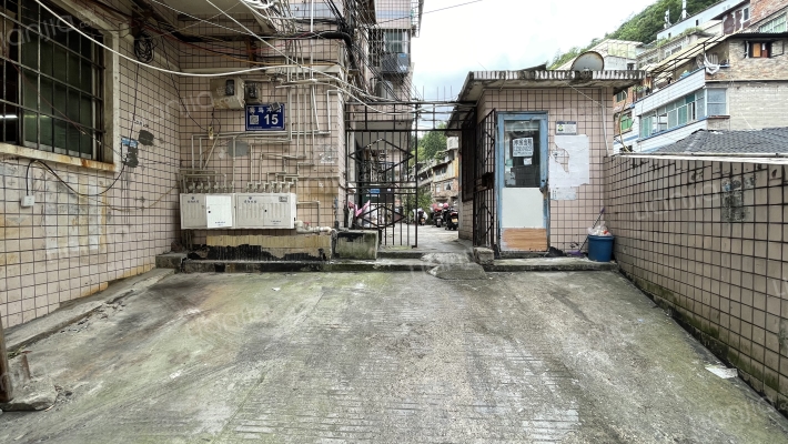 海马冲街15号外景图