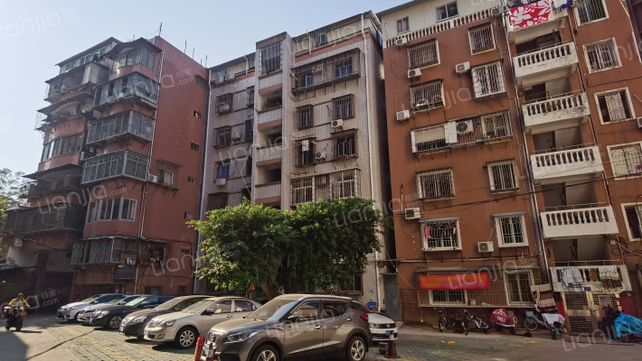 伴山公寓二期外景图