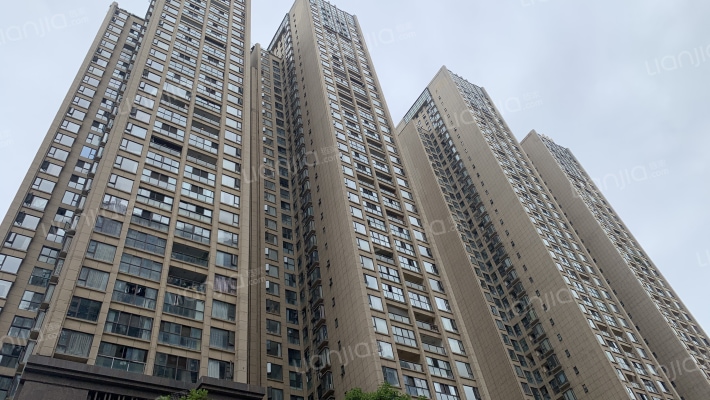 高盛金融中心外景图