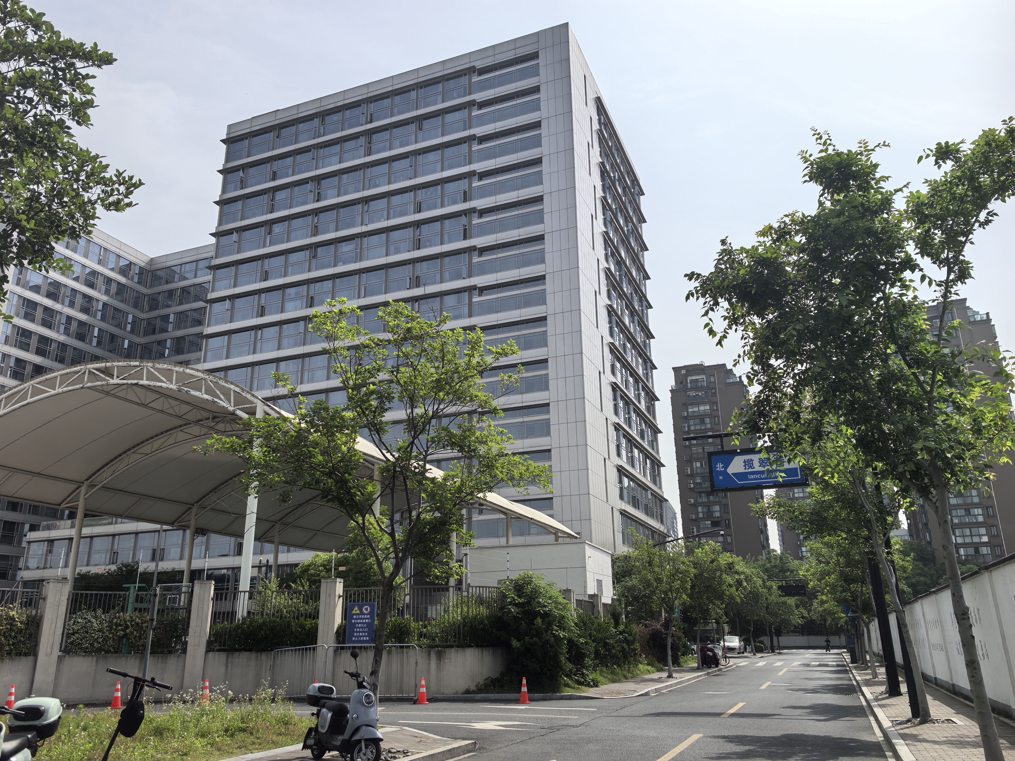 杭房揽翠小区实景 6