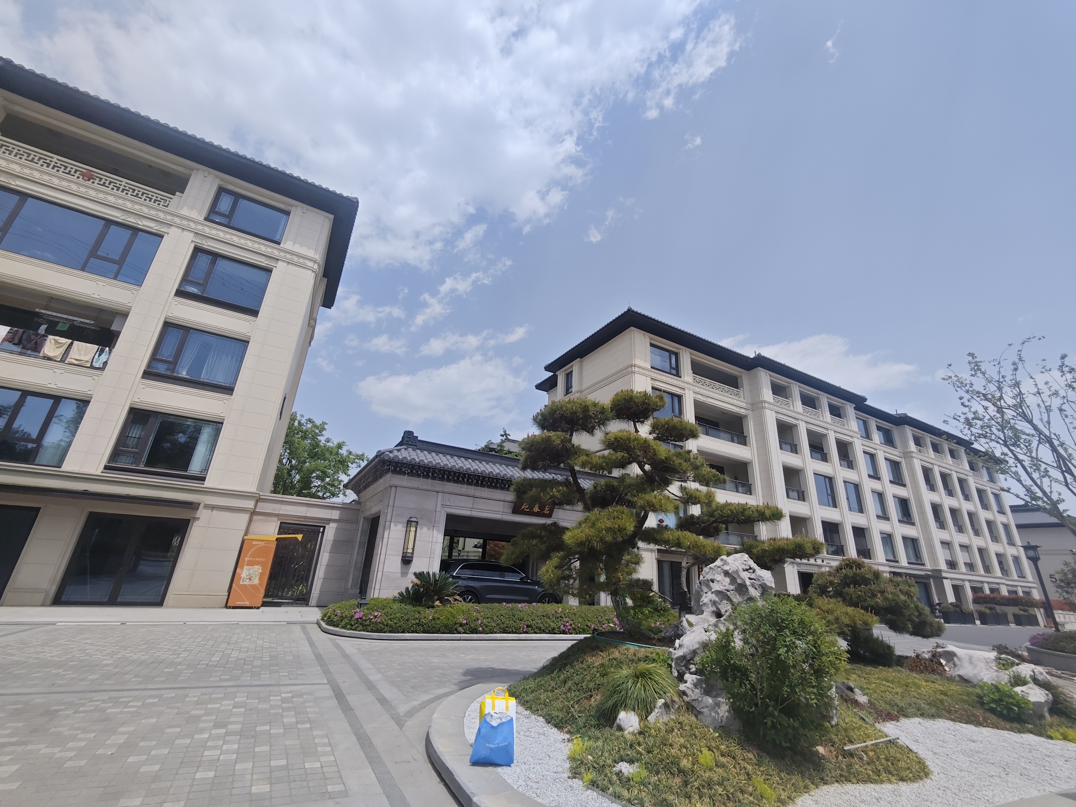绿城茗春苑小区实景 8