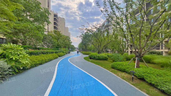 无锡旭辉城外景图