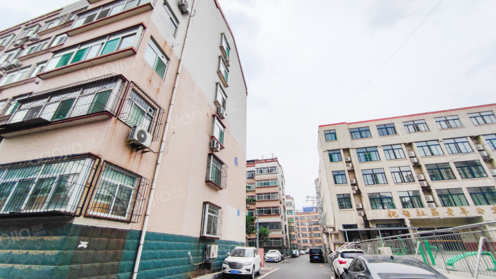 东方花园外景图