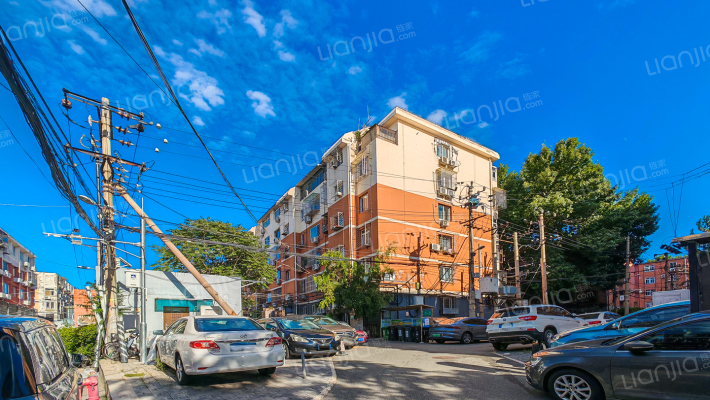 三庙大院外景图