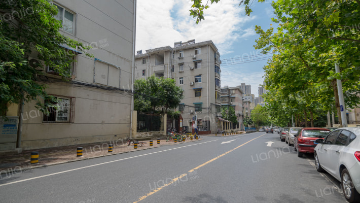 路苑小区外景图