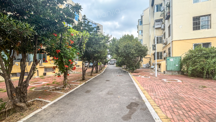 合泰苑小区外景图