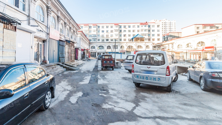 工商家属楼外景图