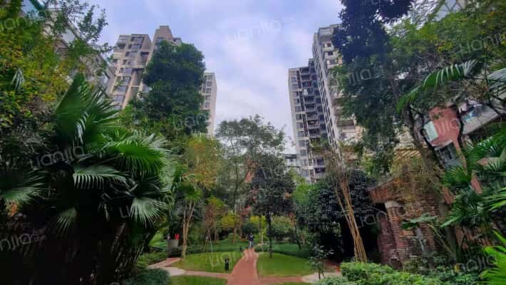 龙湖悠山庭院外景图