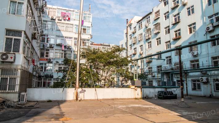 盛华园小区外景图