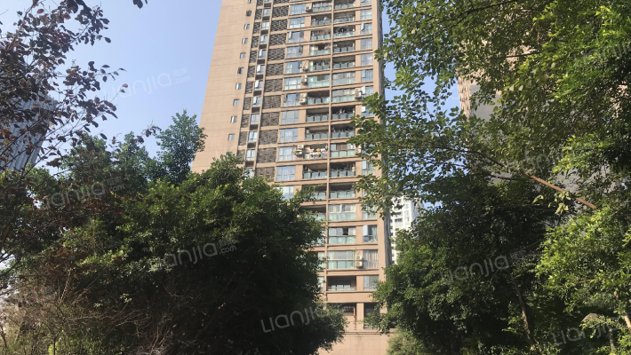 金融城25小时外景图