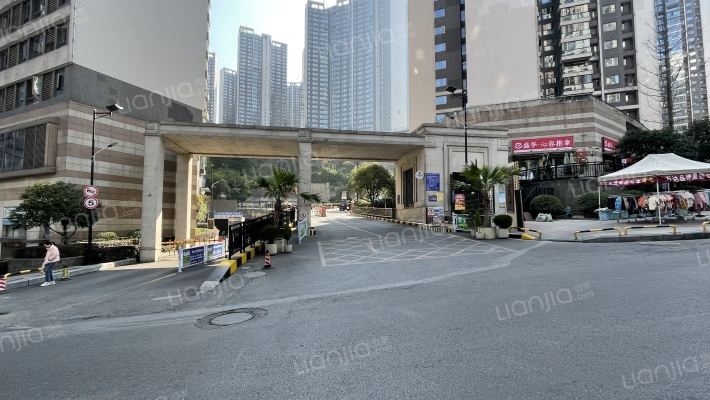 中天未来方舟小区外景图