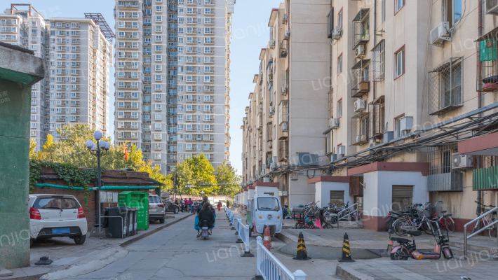 八宝山南路29号院外景图