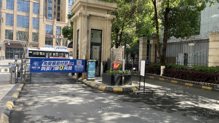 中信城左岸外景图