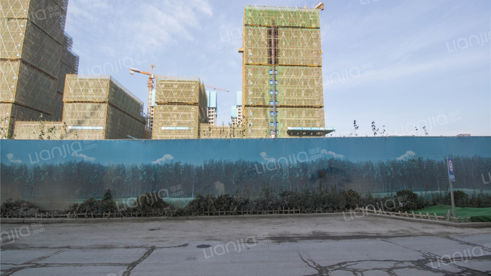 东原晴天见外景图