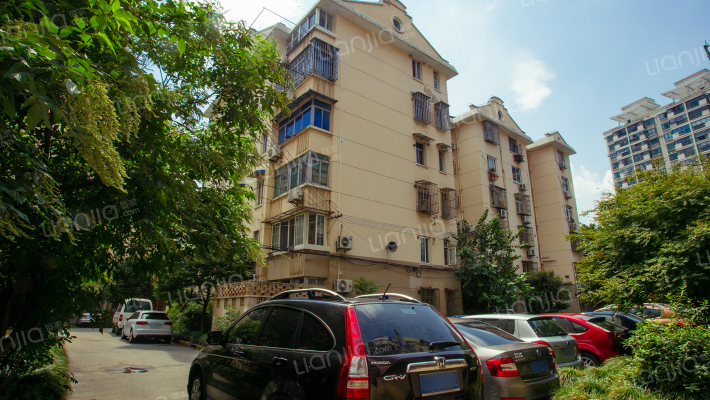 绿园小区外景图