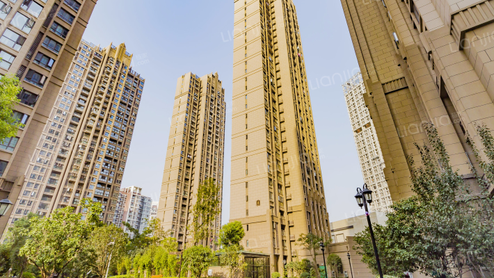 百步亭现代城4区外景图