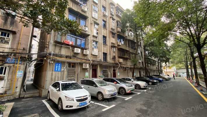 省公路局宿舍外景图