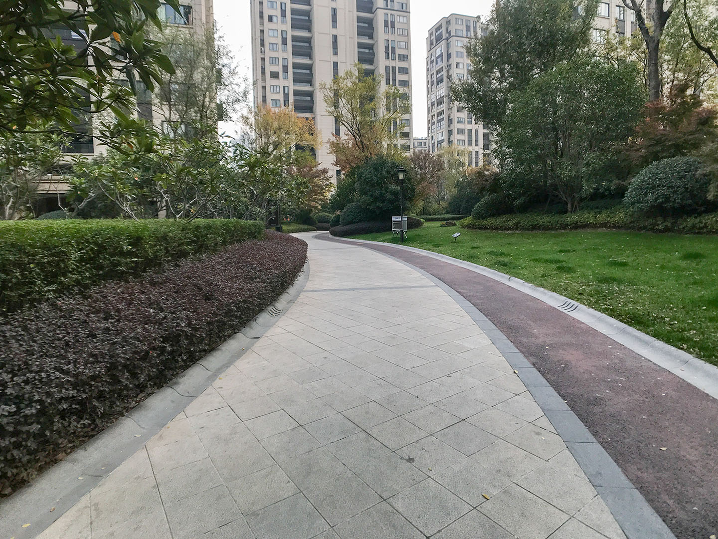 德信大家钱江府小区实景 35