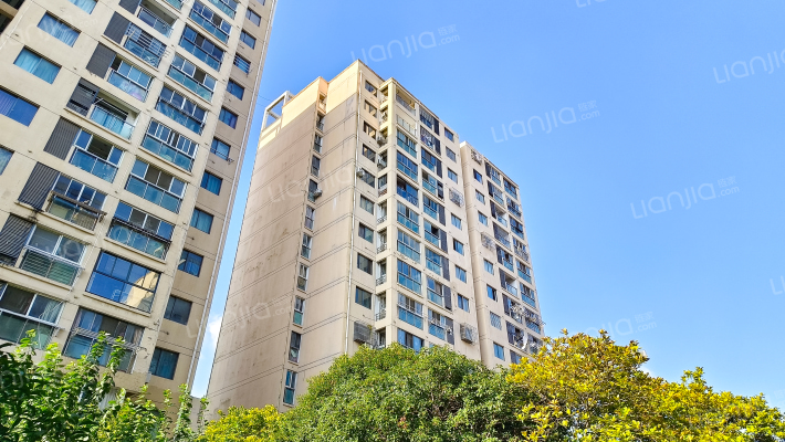 奥斯卡花园外景图