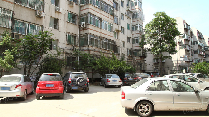 棋盘小区六区外景图