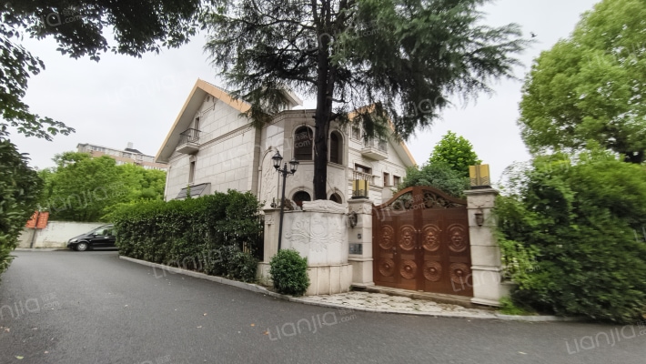 百家湖别墅花园外景图