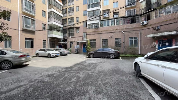 吉城名苑外景图