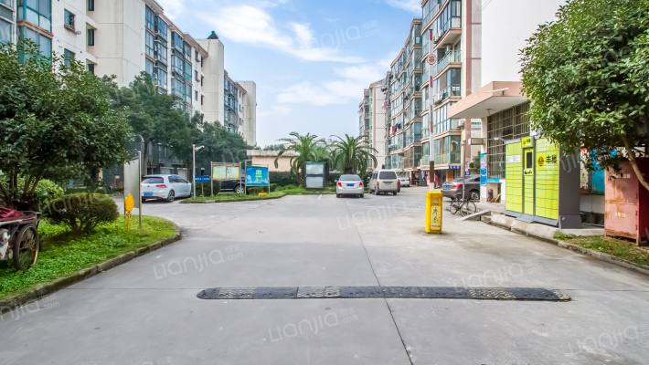 九华南苑外景图